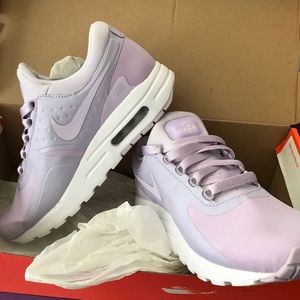 Nike Air Max Zero